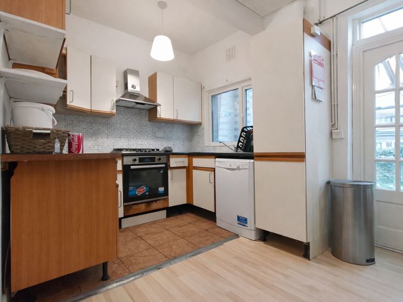 Photo 7- click for photo gallery